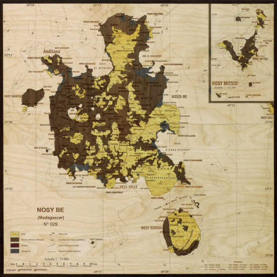 carte de nosy be en marqueterie